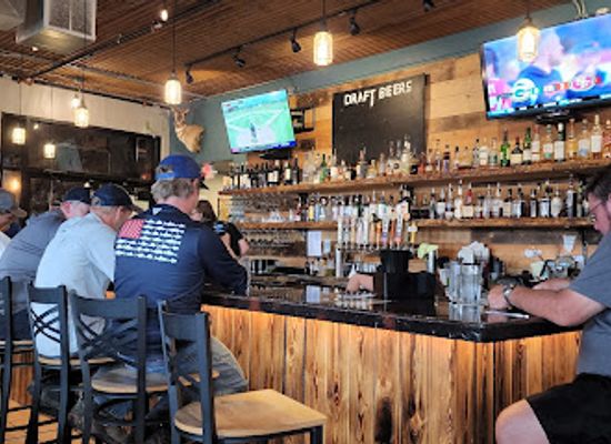 wyoming/cody/nightclub/trailhead-bar-grill-wood-fired-pizza