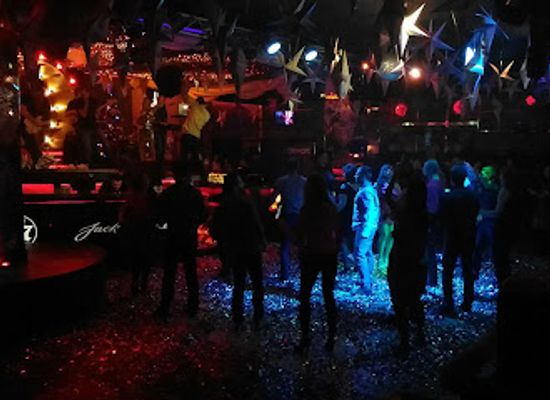 ukraine/bukovina/nightclub/radmir