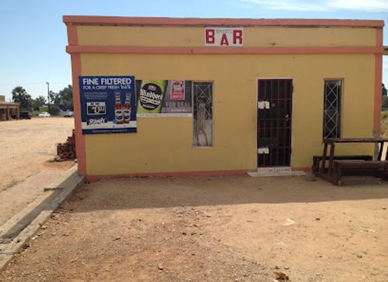 botswana/makgadikgadi-pans/nightclub/sports-bar