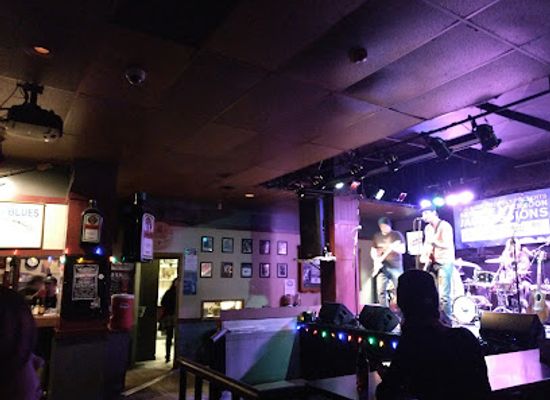 canada/central-canada/nightclub/buds-on-broadway