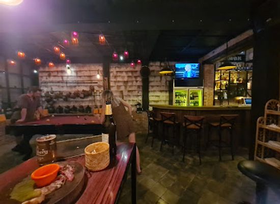laos/luang-prabang/nightclub/maolin-tavern
