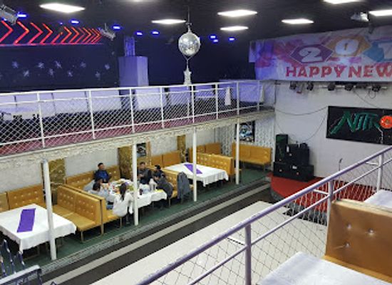 mongolia/khentii-mountains/nightclub/nitro-night-club