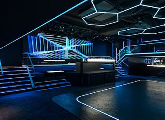 australia/outback/nightclub/district-1