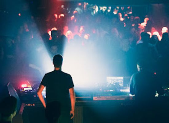germany/stuttgart/bad-cannstatt/nightclub/fridas-pier-club-und-eventschiff