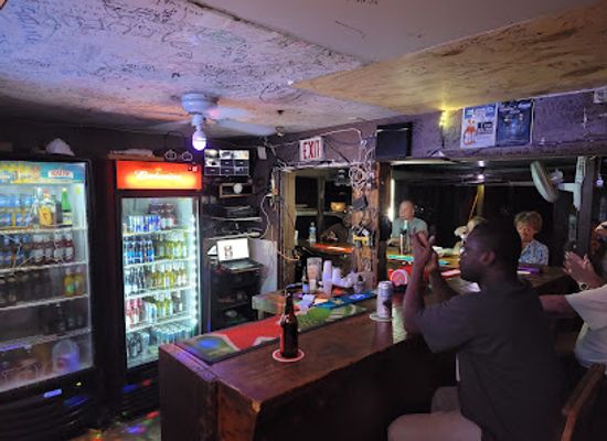 the-bahamas/freeport/nightclub/two-dollar-bar