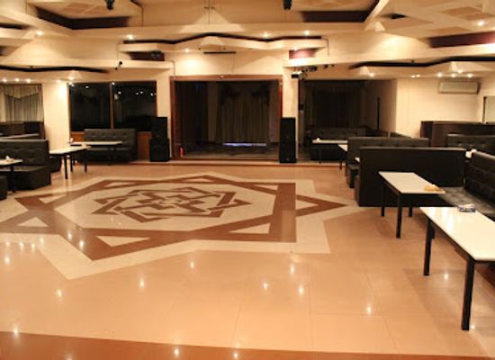 armenia/ararat/nightclub/gold-star-show-club