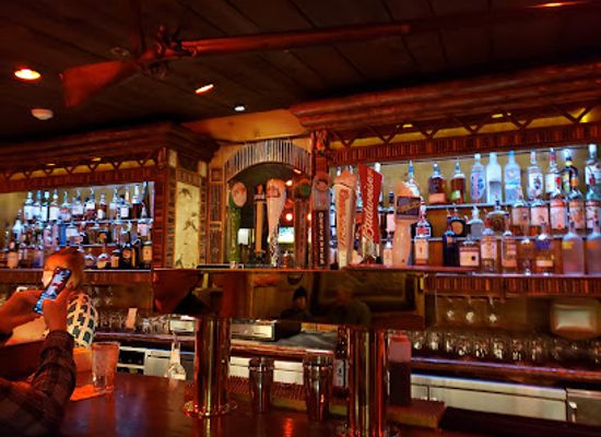 idaho/sun-valley/nightclub/pioneer-saloon