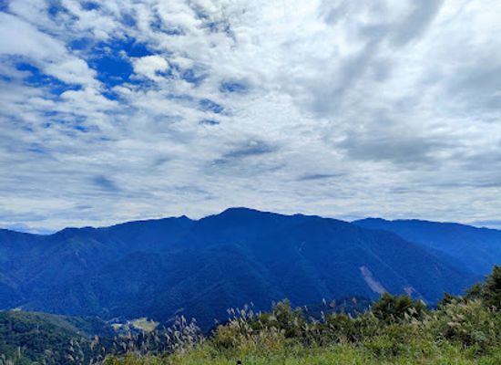 japan/koshi/nightclub/white-road-shirakawago-observatory