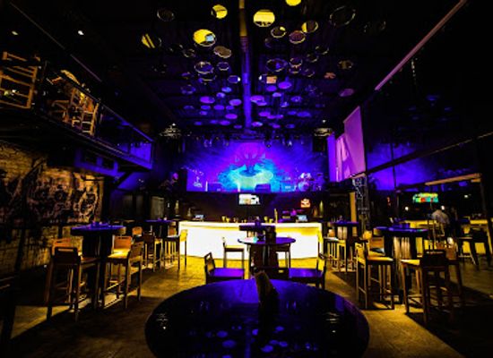 india/hyderabad/nightclub/amnesia-lounge-bar