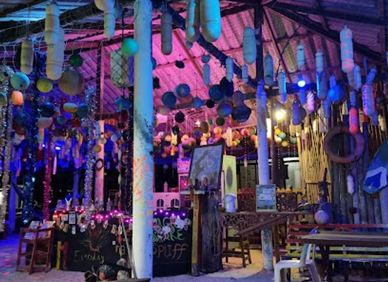 thailand/rayong/ban-phe/nightclub/reggae-bar