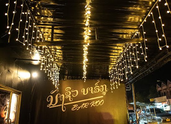 laos/xieng-khouang/nightclub/nang-si-ba-khu