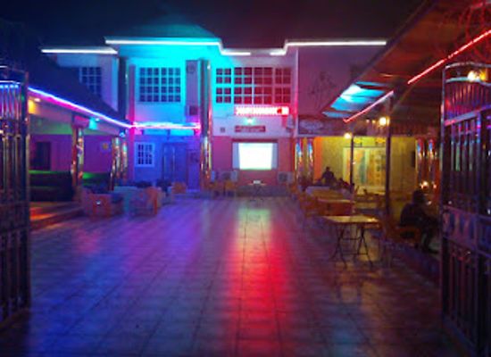 ghana/accra/nightclub/octapuz-lounge-and-night-club