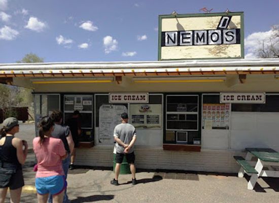 utah/escalante/nightclub/nemo-s-drive-thru