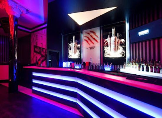 poland/wroclaw/krzyki/nightclub/wall-street-club