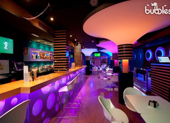spain/malaga/nightclub/bubbles-club