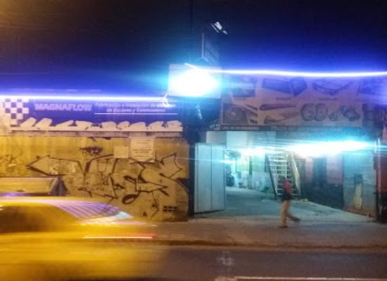 ecuador/andean-highlands/nightclub/canela-night-club
