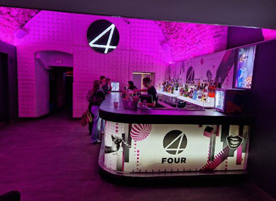 poland/orava/nightclub/four-music-club