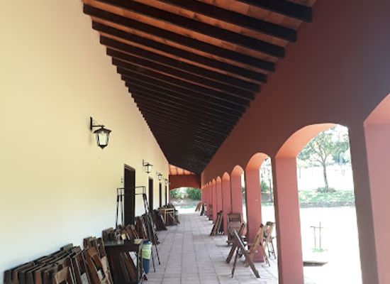 paraguay/ypacarai/nightclub/salon-del-peregrino-tuparenda