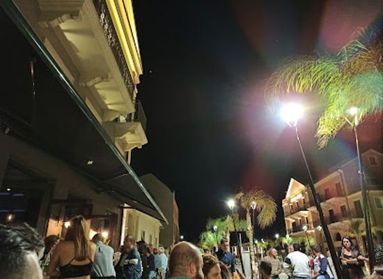 greece/kefalonia/nightclub/bee-s-knees-the-bar