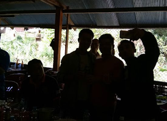 laos/phongsaly-province/nightclub/thorasabhai
