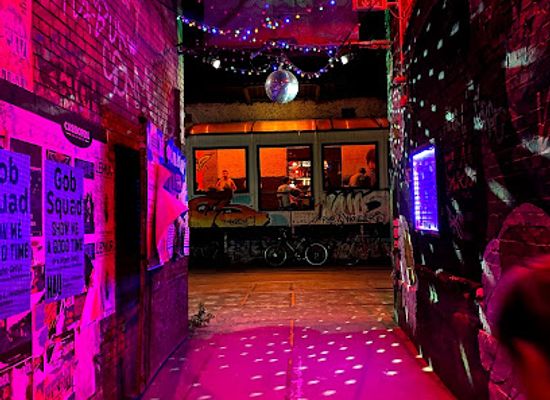 germany/berlin/friedrichshain/nightclub/teledisko-gold
