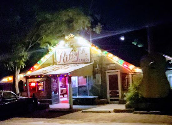 texas/central-texas/nightclub/riley-s-tavern