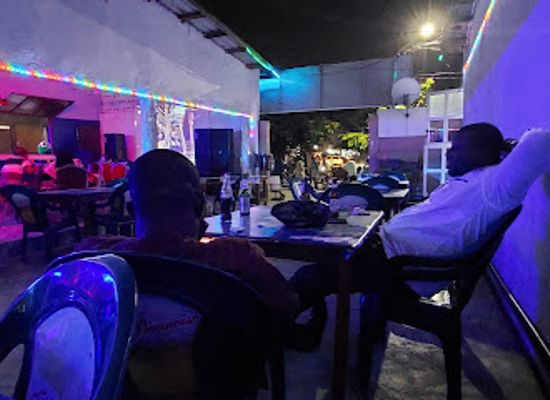 benin/cotonou/fidjrosse/nightclub/le-tropical