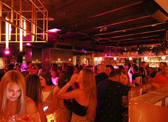 spain/andalusia/nightclub/premium-black