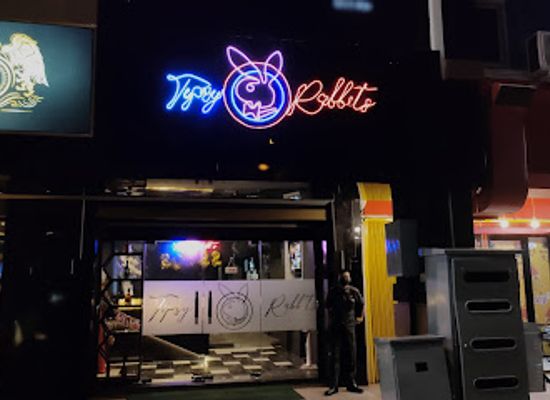indonesia/south-sumatra/nightclub/tipsy-rabbits-lounge-resto
