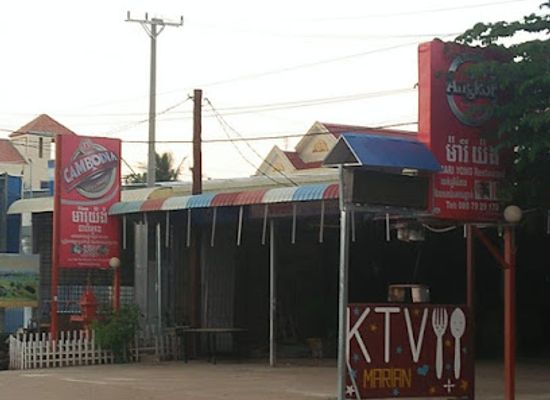 cambodia/kratie/nightclub/kaakaa-oukhe-maariyong