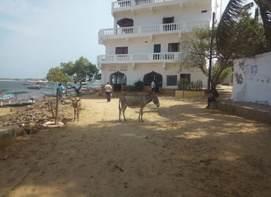 kenya/lamu-island/nightclub/stop-over-restaurant