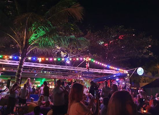 vietnam/phu-quoc/nightclub/ocsen-beach-bar-club
