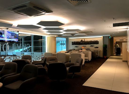 brunei/lamunin/nightclub/royal-brunei-business-class-lounge