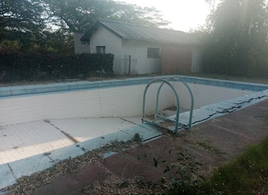 zimbabwe/hwange/nightclub/hwange-golf-club