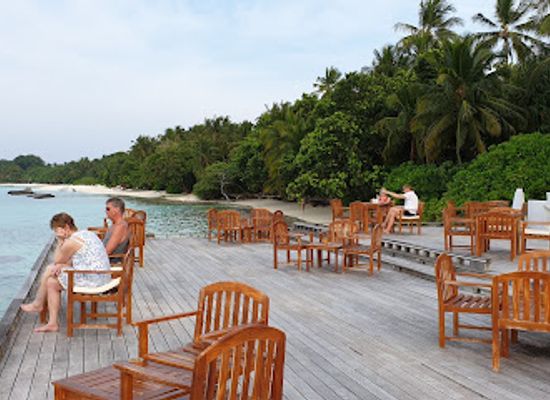 maldives/ari-atoll/nightclub/havana-club-wine-cigar-bar
