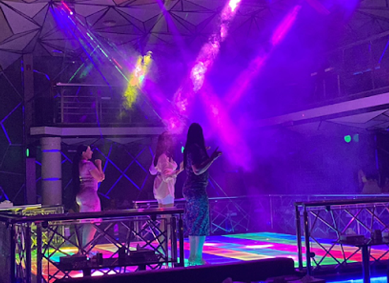 bahrain/manama/juffair/nightclub/joker-night-club