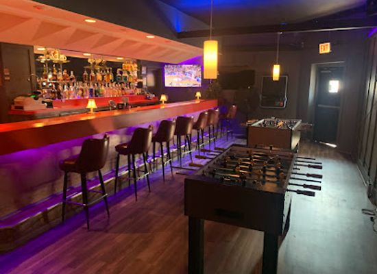 illinois/corn-belt/nightclub/watra-night-club