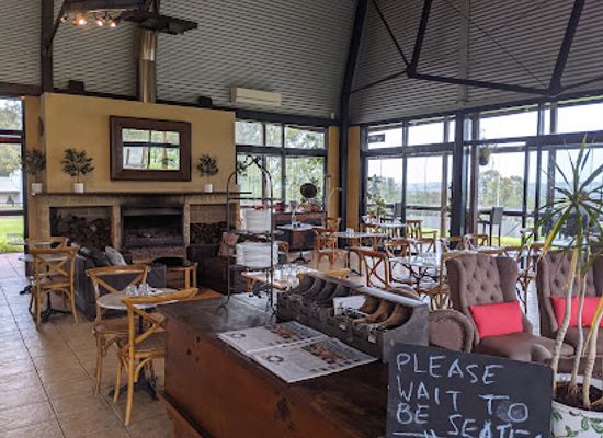 australia/hunter-valley/nightclub/brokenback-bar