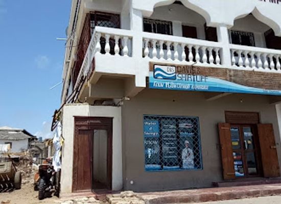 kenya/lamu/nightclub/olympic-hotel-lamu