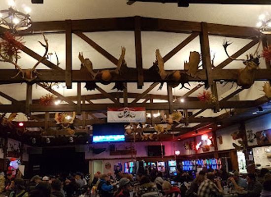 canada/cariboo/nightclub/trappers-tavern