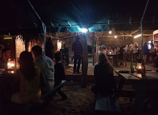 belize/hopkins/nightclub/swinging-armadillo-beach-bar-and-grill