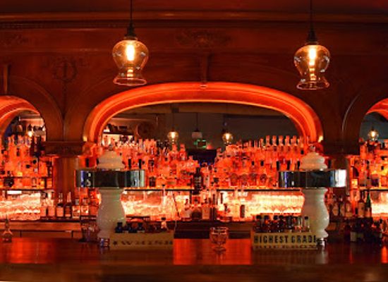 washington/kirkland/nightclub/bottle-and-bull