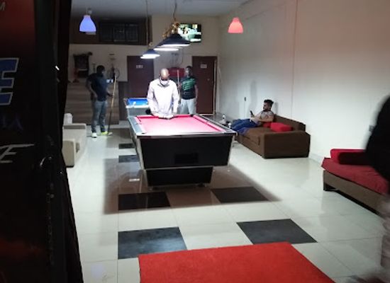 malawi/lilongwe/nightclub/red-blue-sheesha-lounge