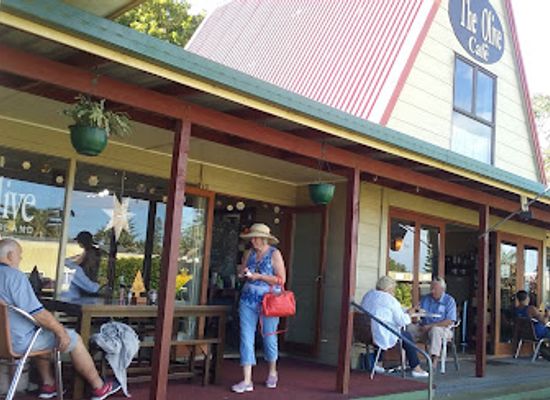 norfolk-island/mount-pitt/nightclub/the-olive