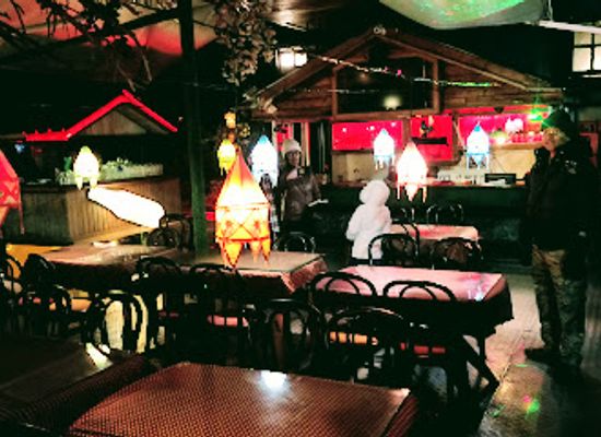 india/mcleodganj/nightclub/mcllo-beer-bar-and-restaurant