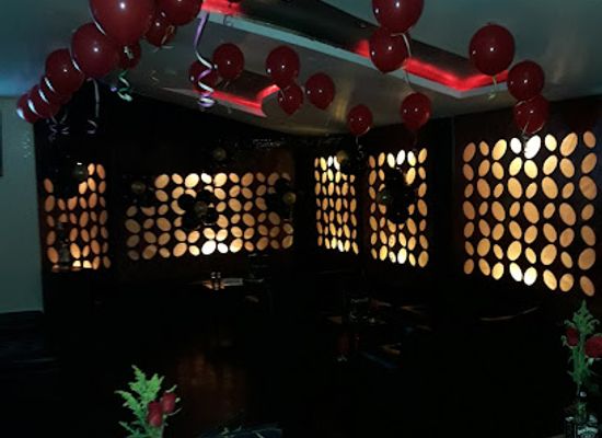 ecuador/quito/la-mariscal/nightclub/news-gold