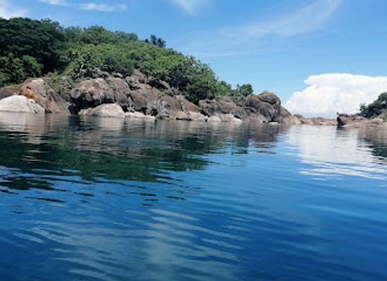 malawi/lilongwe-plain/nightclub/cape-maclear-scuba