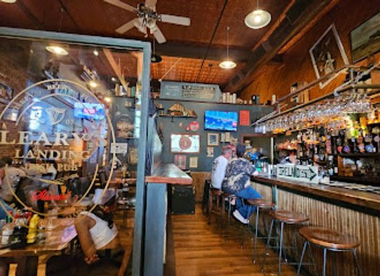 maine/hancock-county/nightclub/leary-s-landing-irish-pub
