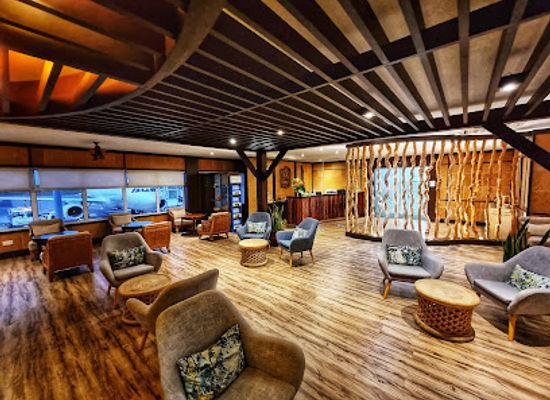 seychelles/ile-cocos/nightclub/salon-vallee-de-mai-first-business-class-lounge