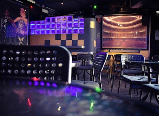 portugal/ribatejo/nightclub/finalmente-club